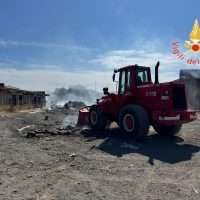 incendio mercato rc vvff 17-9-2025 (3)
