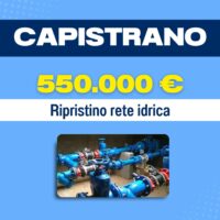 Immagine di una raccordatura idraulica con valvole e tubazioni blu; testo Capistrano 550.000 € e ripristino rete idrica sullo sfondo.