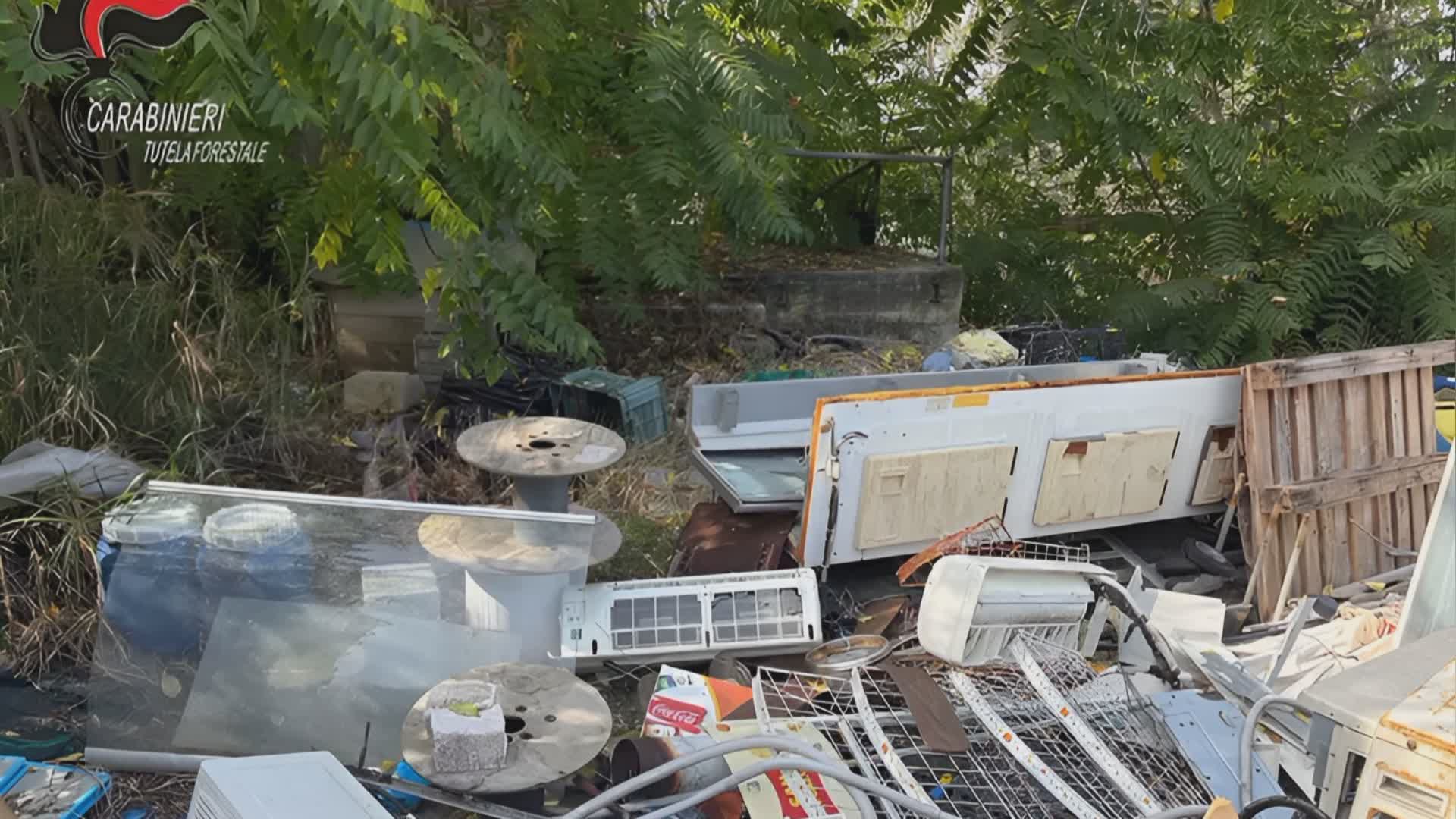 Ricadi, discarica abusiva a Capo Vaticano: sequestrati 3.000 metri quadrati