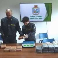 sequestro cocaina porto gioia 17-12-2025 (3)