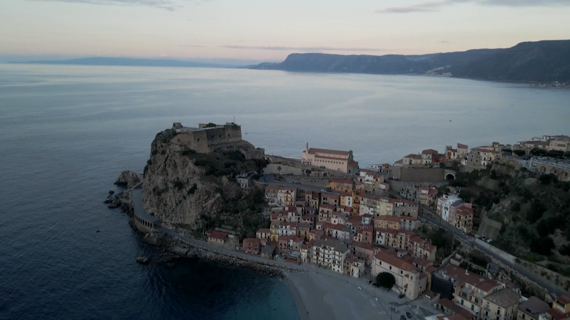 Turismo, cresce l'interesse del Belgio per la Calabria