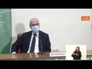 Covid, Rezza: "Ancora qualche mese prima di ritorno alla normalità"