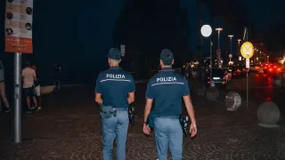 Crotone, tensioni e aggressioni: sospesa la licenza di un locale