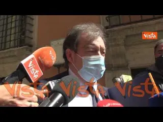 AstraZeneca, Scaccabarozzi (Farmindustria): “C’è confusione, seguiamo consigli dei medici”