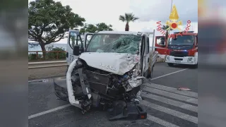 Incidente sulla ss 18 ad Amantea: il bilancio è di tre feriti