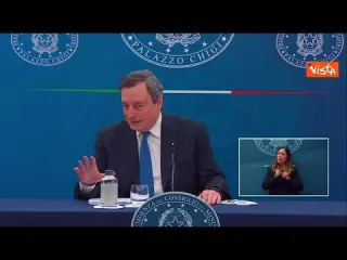 Draghi: "Ho incontrato Salvini, è normale chiedere aperture, serve migliore sostegno a economia"