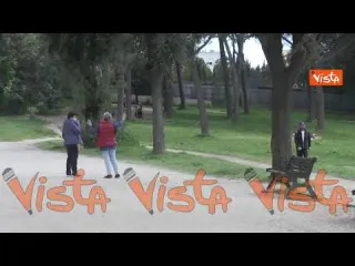 Pasquetta in zona rossa a Roma, le immagini del parco di Villa Doria-Pamphili