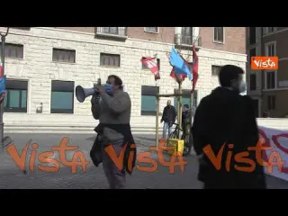 ”No delivery day” Le immagini della manifestazione dei rider a Piazza San Silvestro a Roma