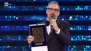 Sanremo 2025: con Brunori sul podio tutta la Calabria