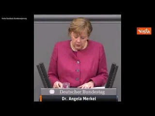 Covid, Merkel: "La situazione è molto seria"