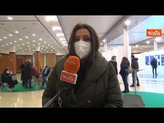 Astrazeneca, riprendono le vaccinazioni in Campania, i vaccinati: "Nessuna paura"
