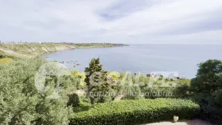 Ritrovato presunto ordigno bellico a Scifo: chiuso il tratto di spiaggia