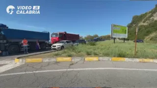 Ripresa la mobilitazione dei tir nel Cosentino con studenti e docenti: le voci della protesta