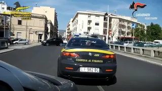 Arrestati tre imprenditori reggini che si avvalevano del supporto del clan Tegano di Archi (VIDEO)