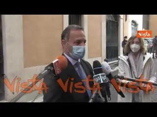 Provenza (M5S): “No a propaganda su riaperture. Bisogna vaccinare subito anziani e fragili”