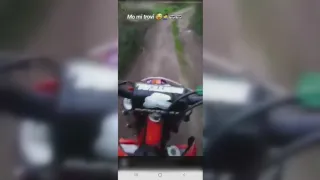 Sfuggono a controllo di Polizia, ma pubblicano video su Instagram: rintracciati (VIDEO)