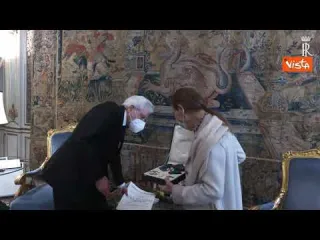 Mattarella riceve la scrittrice e testimone della Shoah Edith Bruck