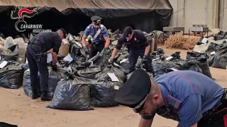 Maxi sequestro di 3 tonnellate di marijuana nel Reggino