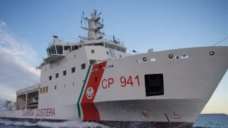 Migranti, arrivate a Reggio Calabria 731 persone con la Nave Diciotti: ecco come saranno collocate