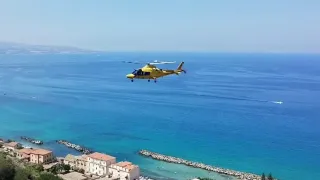 Pizzo: si getta in un dirupo davanti a moglie e figlia, grave un 46enne