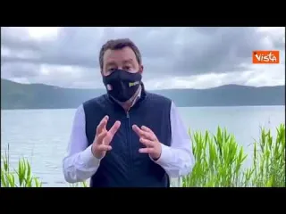 Primo Maggio, Salvini: "Polemica interna alla sinistra, la risolvessero al telefono"