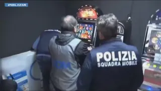 Gioco e scommesse illegali: 66 denunce e 40 sequestri in tutta Italia