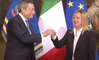 Inizia ufficialmente il governo Meloni: passaggio di consegne con Mario Draghi (VIDEO)