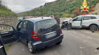 Incidente tra Botricello e Marcedusa: tre feriti