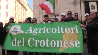 Meloni: "Con la revisione del Pnrr assegnate più risorse agli agricoltori"