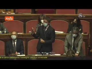 Assegno unico, Renzi: "Piccolo passo di fronte a gigantesco problema"