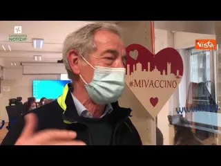 Campagna vaccinale, Bertolaso: "Lombardia squadra da Champions League"