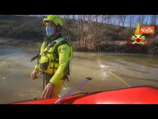 Trattore finisce in un fiume a Potenza, conducente salvato dai Vigili del fuoco