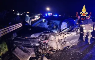Incidente stradale a Steccato di Cutro, coinvolte più auto