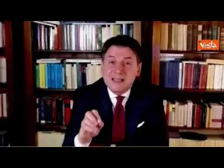 Conte: "Stop a correnti, non abbiamo bisogno di associazioni varie"