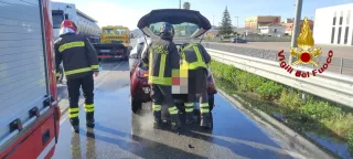 Crotone, tamponamento a catena in località Passovecchio: nessun ferito