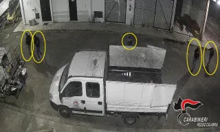 Furti a privati e società di servizi del Comune: otto arresti a Reggio Calabria