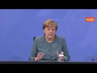 Merkel: "Da giugno stop priorità vaccini, tutti potranno prenotarsi"