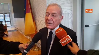 Gianni Letta e l'elogio delle agenzie: «"Quinto cavalleggeri" della carta stampata»