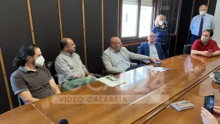 VIDEO | Crotone senz'acqua per 4 giorni per riparazioni urgenti alla condotta: scuole chiuse