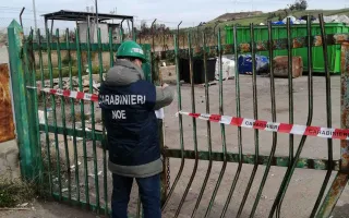 Rifiuti gestiti in violazione delle leggi: sequestrata l'isola ecologica di San Leonardo di Cutro