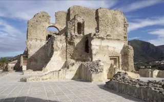 Fiumefreddo Bruzio: un borgo medievale per chi cerca bellezza, cultura ed autenticità