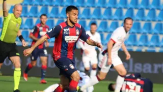 SERIE A | Calcio, notte fonda per il Crotone: anche il Cagliari passa allo "Scida"