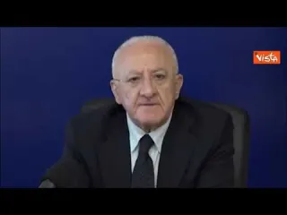 L'appello di De Luca: "Un po' di sacrificio per evitare contagio, sempre mascherina e lavaggio mani"
