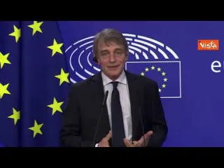 Vaccini, Sassoli: "Potenziare produzione, non sprecare nessuna dose"