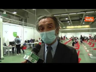 Fontana vaccinato in Fiera a Milano: "Organizzazione perfetta"
