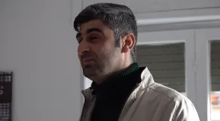 La toccante storia di Youssef: da naufrago a mediatore culturale in supporto ai superstiti di Cutro (VIDEO)