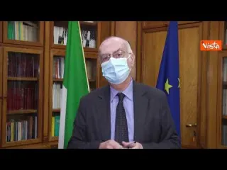Rezza: "Dati in diminuzione, ma con riaperture bisogna continuare ad avere comportamenti prudenti"