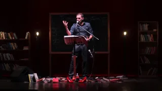 "Ti racconto una storia" di Edoardo Leo chiude il Festival d'Autunno