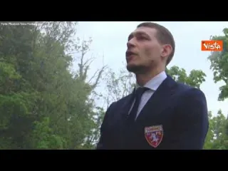 Grande Torino, Belotti legge i nomi delle vittime della tragedia di Superga solo davanti alla lapide