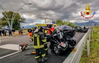Sibari: due morti ed un ferito in uno scontro tra auto sulla Ss 106 Jonica